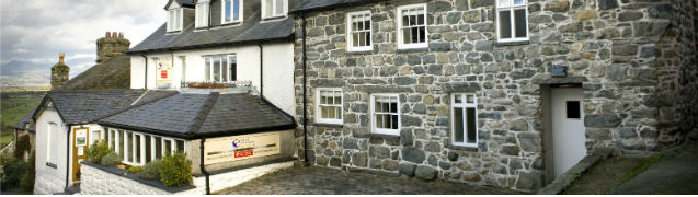 Picture of Castle Cottage, hotels, hotels in Y Llech, Harlech, LL46 2YL, Snowdonia.