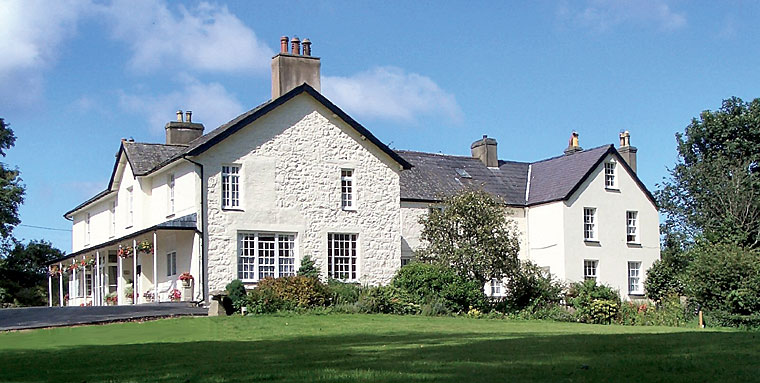 Picture of Plas Dinas,  in Bontnewydd, near Caernarfon, LL54 7YF, Snowdonia.